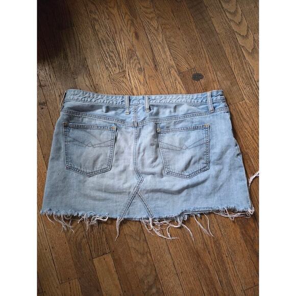 Gap Denim Jean Mini Skirt 100% Cotton Light Wash Size 16 Plus Size - Picture 2 of 5